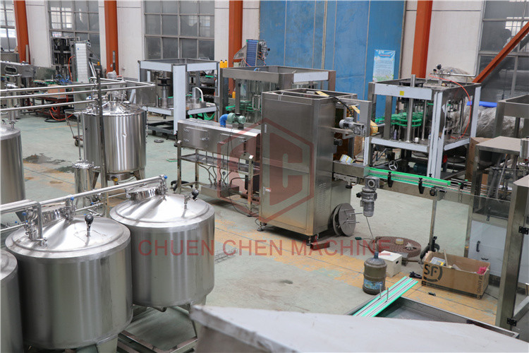 Vacuum Type Beverage Can Filling Machine Microbrewery Bottling Equipment