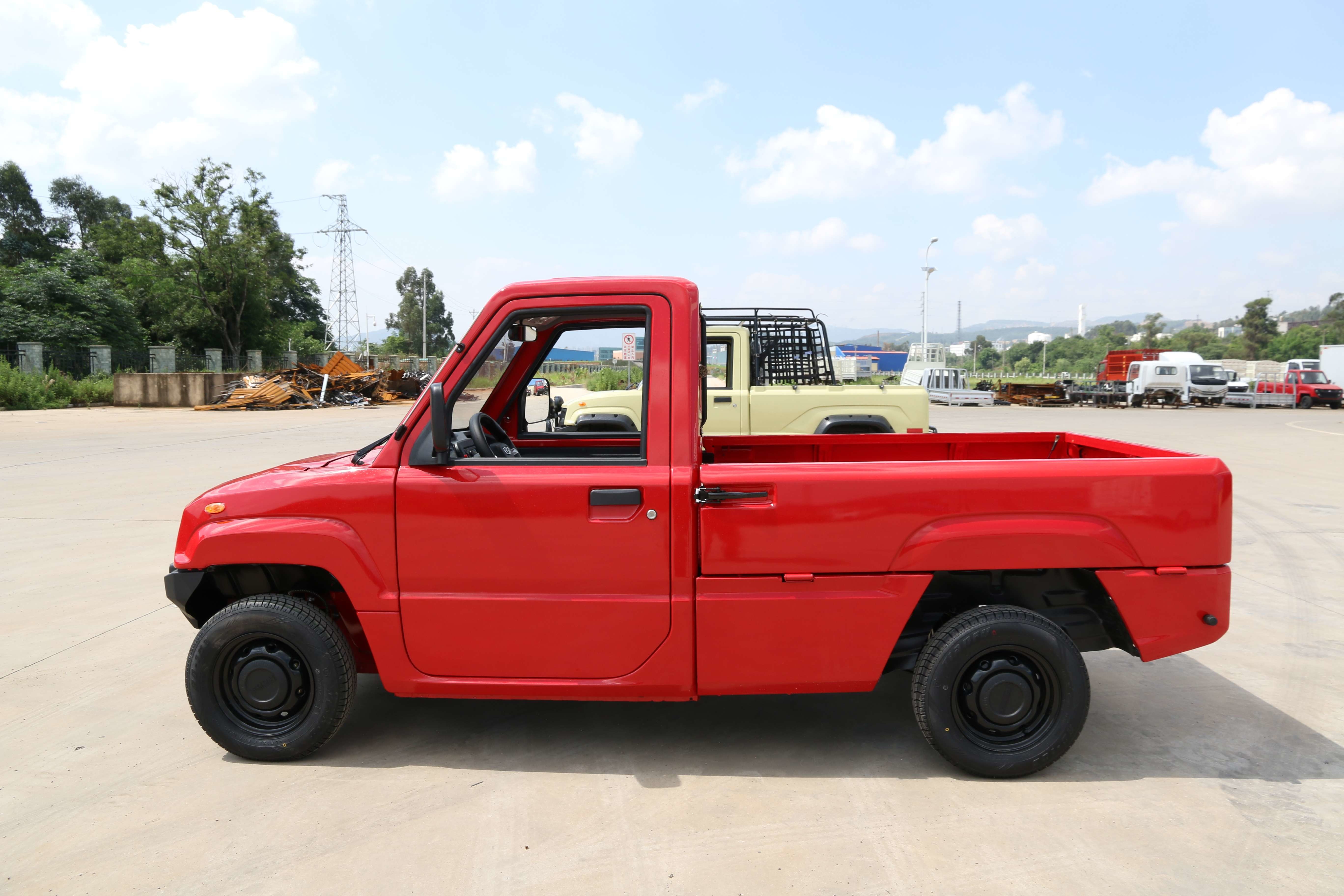 Electric Pickup Truck 2 Seats L7e For Europe LHD/RHD Red Pickup Rear Wheel Drive