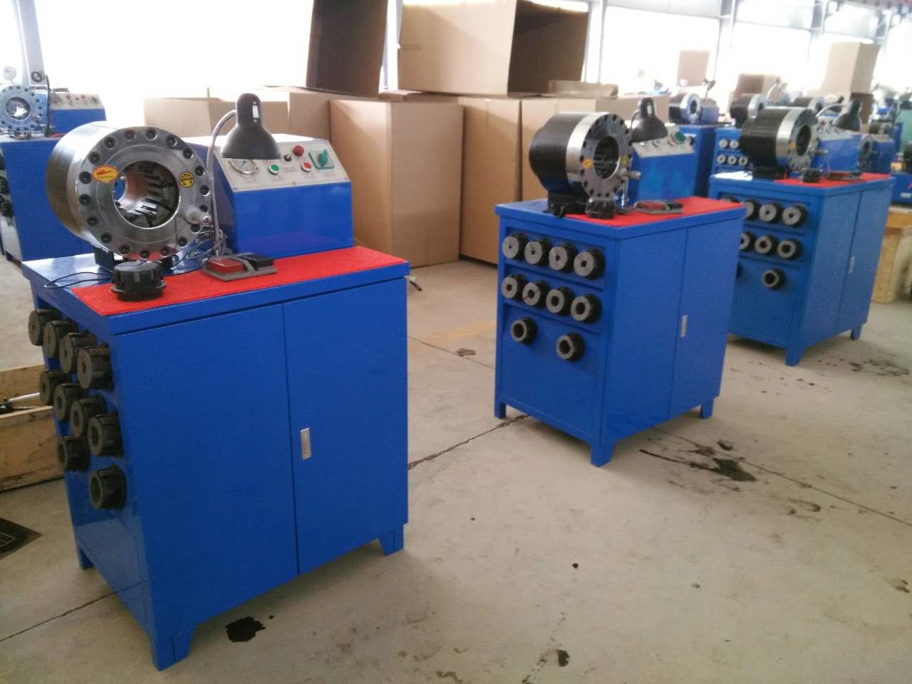 31.5MPa Hydraulic Hose Crimping Machine Customized Size 1 Year Warranty