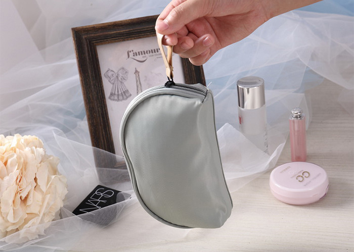 Logo Custom OEM Nylon Travel Cosmetic Organizer / Makeup Travel Case Shell Shape