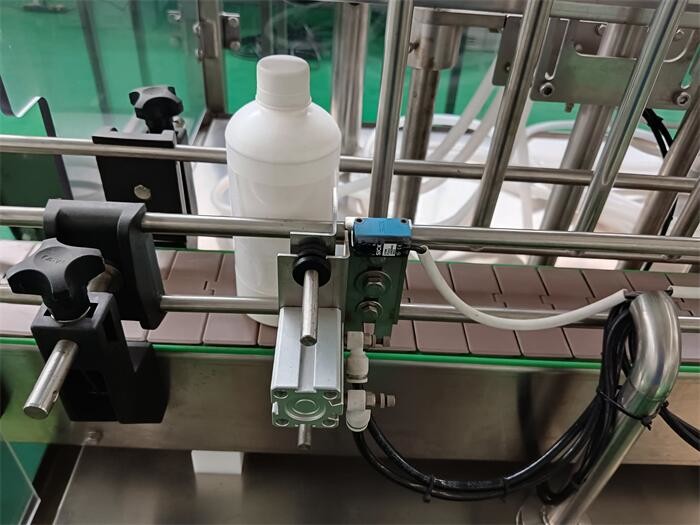 Automatic Touch Screen Control Filling And Capping Machine for Bottles