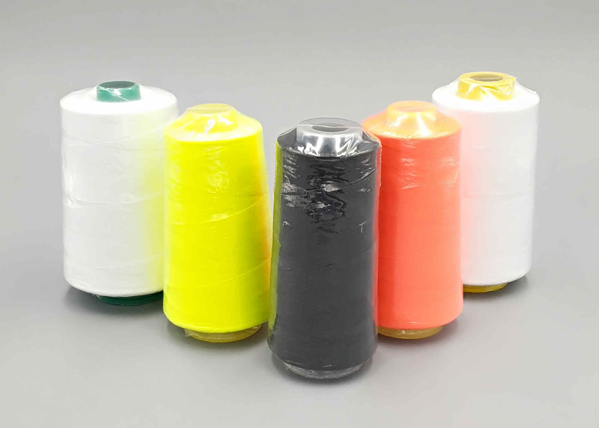 30/2 Dope Dyed Polyester Sewing Thread Color Can Be Customized For Sewing Machine
