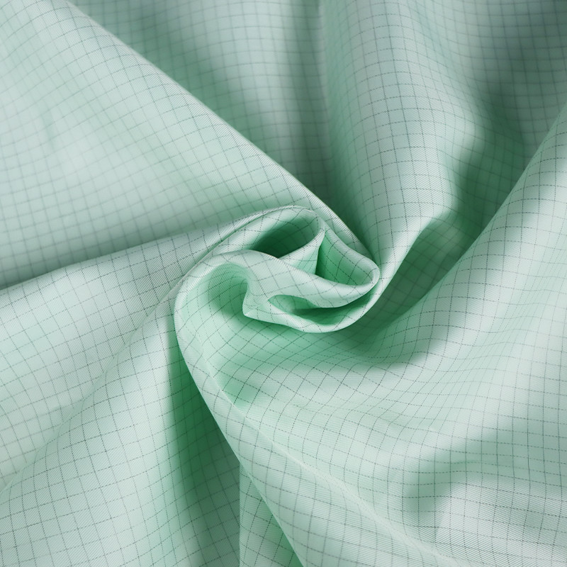 Advanced 110GSM 5mm Grid Anti-Static Grid ESD Fabric For Cleanroom Garments
