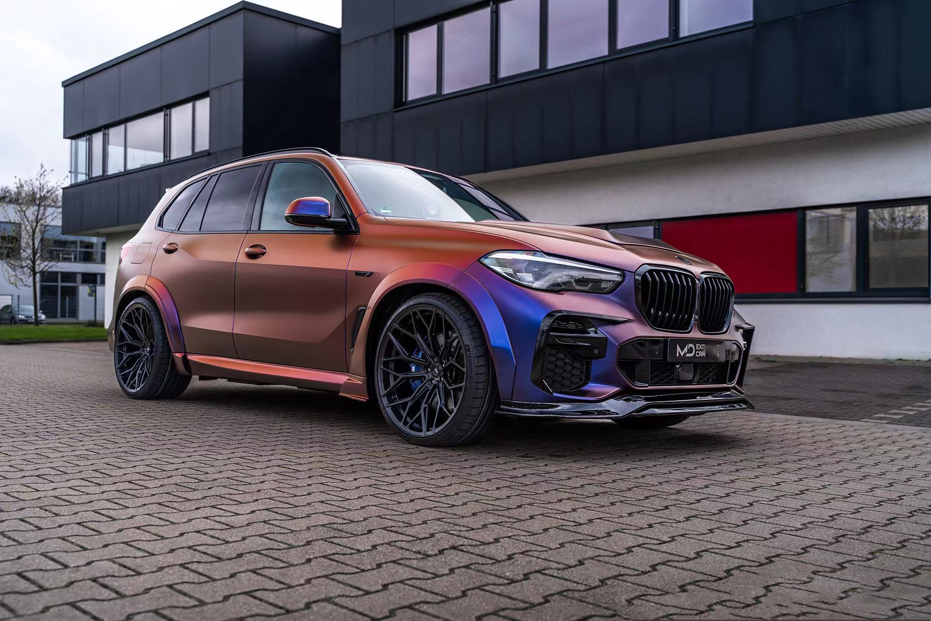 For BMW X5 G05 F95 Carbon Fiber Widebody Kit X5 G05 F95 Carbon Fiber Front Lip Diffuser Spoiler Wide-body Kit