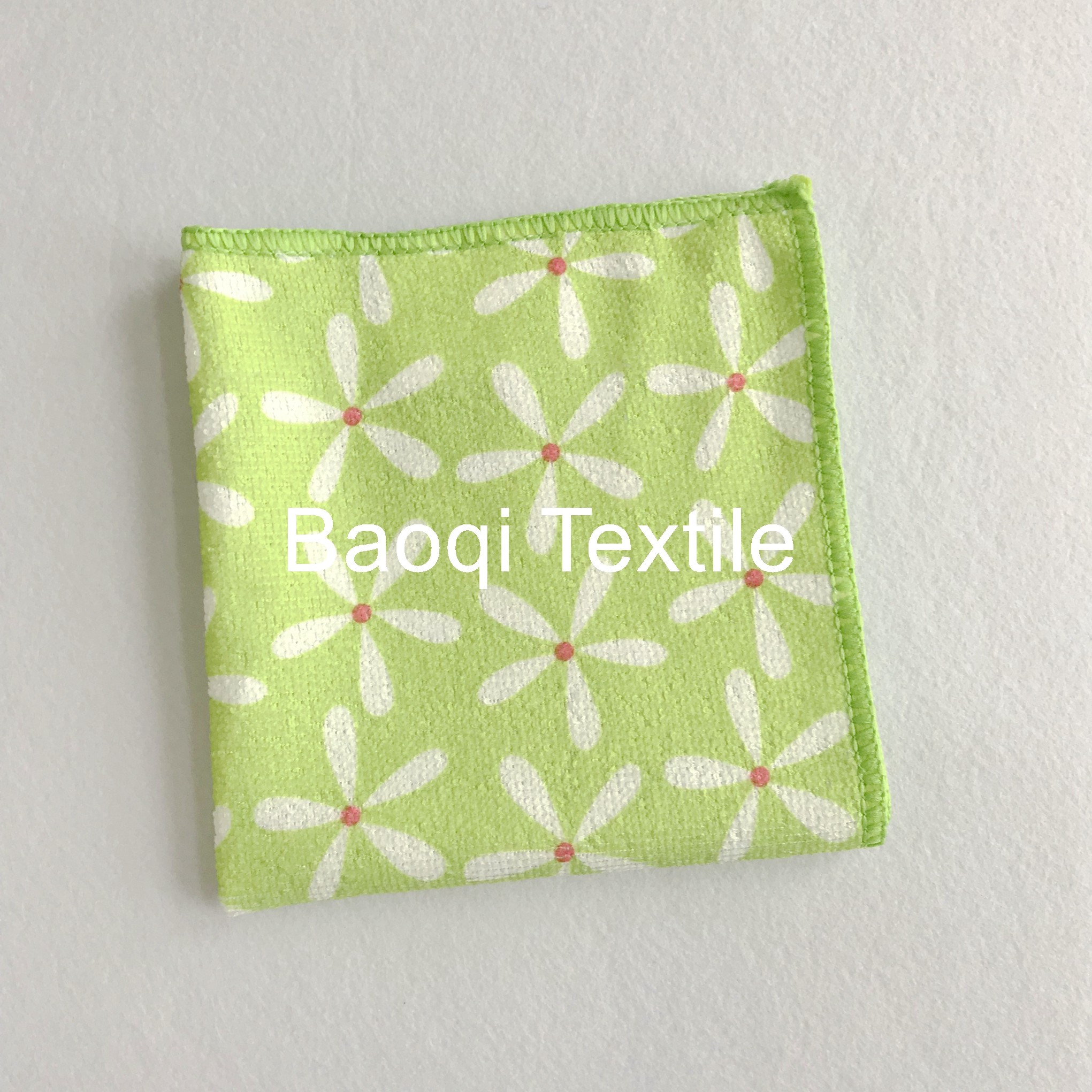 Regular OEM single side printed 100% poly kitchen wipes，,microfiber cake towels kitchen cleaning cloth size 25cm*25cm
