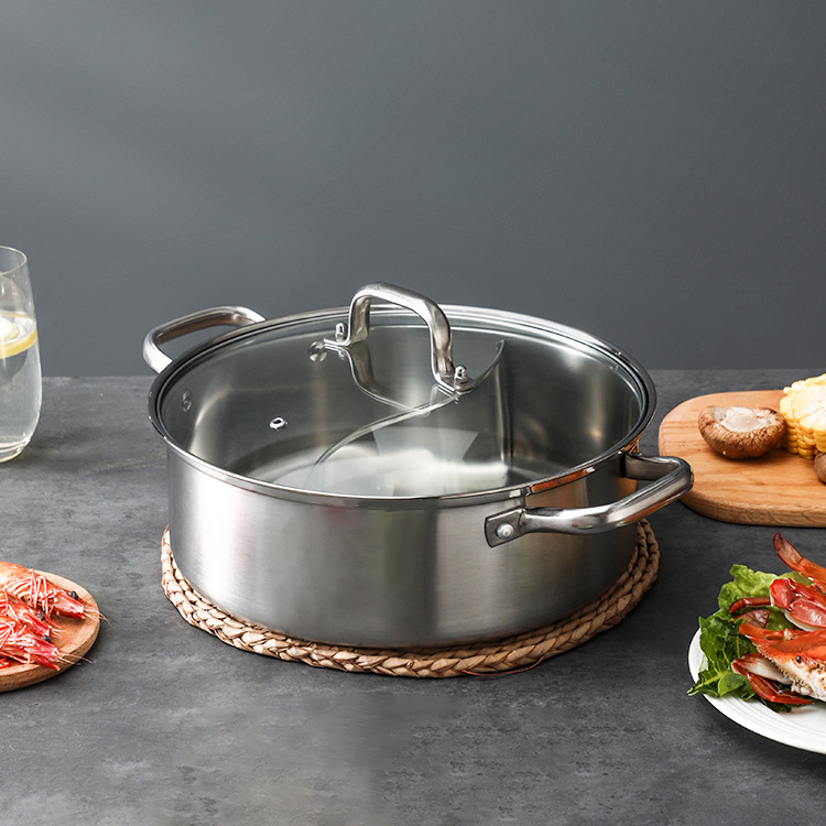 High Quality 18/8 Stainless Steel Pot Weldless Hot Pot Two-flavor Soup Pot Induction Cookware With Glass Lid