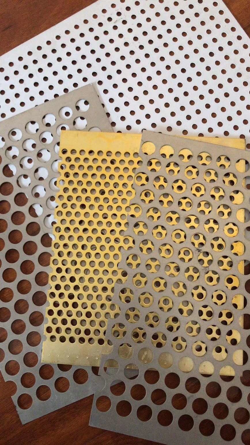 Industrial 2mm 3mm Perforated Metal Mesh Stainless Steel Protecting