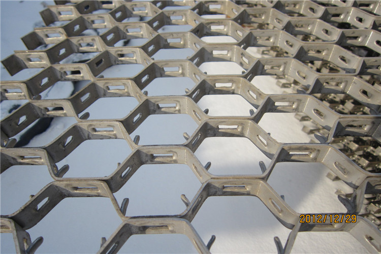 2mm 2.5mm Thickness HexMesh Refractory Stainless Steel Hex Mesh