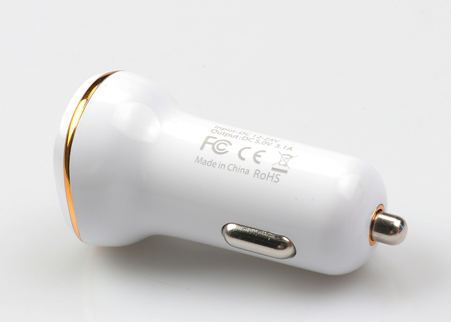 5V 3.1A Car Charger Adapter With Dual Port PC Material OEM Accepted Silver Blue Black