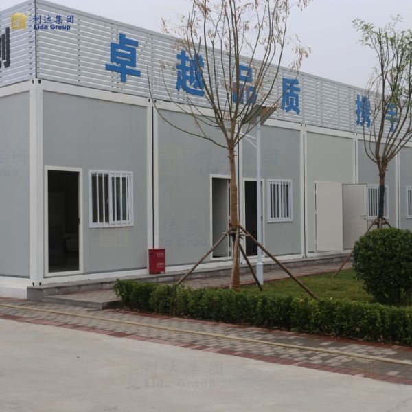 Flat pack container house is a rugged modular house and office container for mining constructions