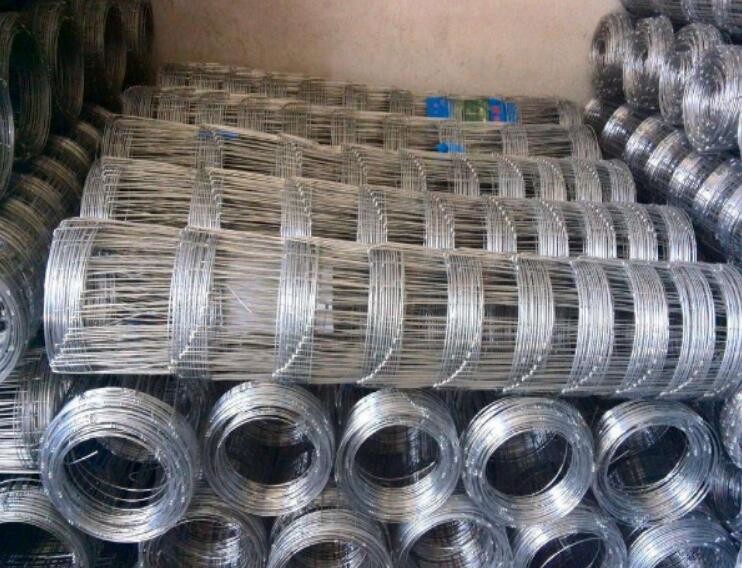 Goat Sheep Cattle 4.0mm Wire Mesh Farm Fencing Corrosion Resistance