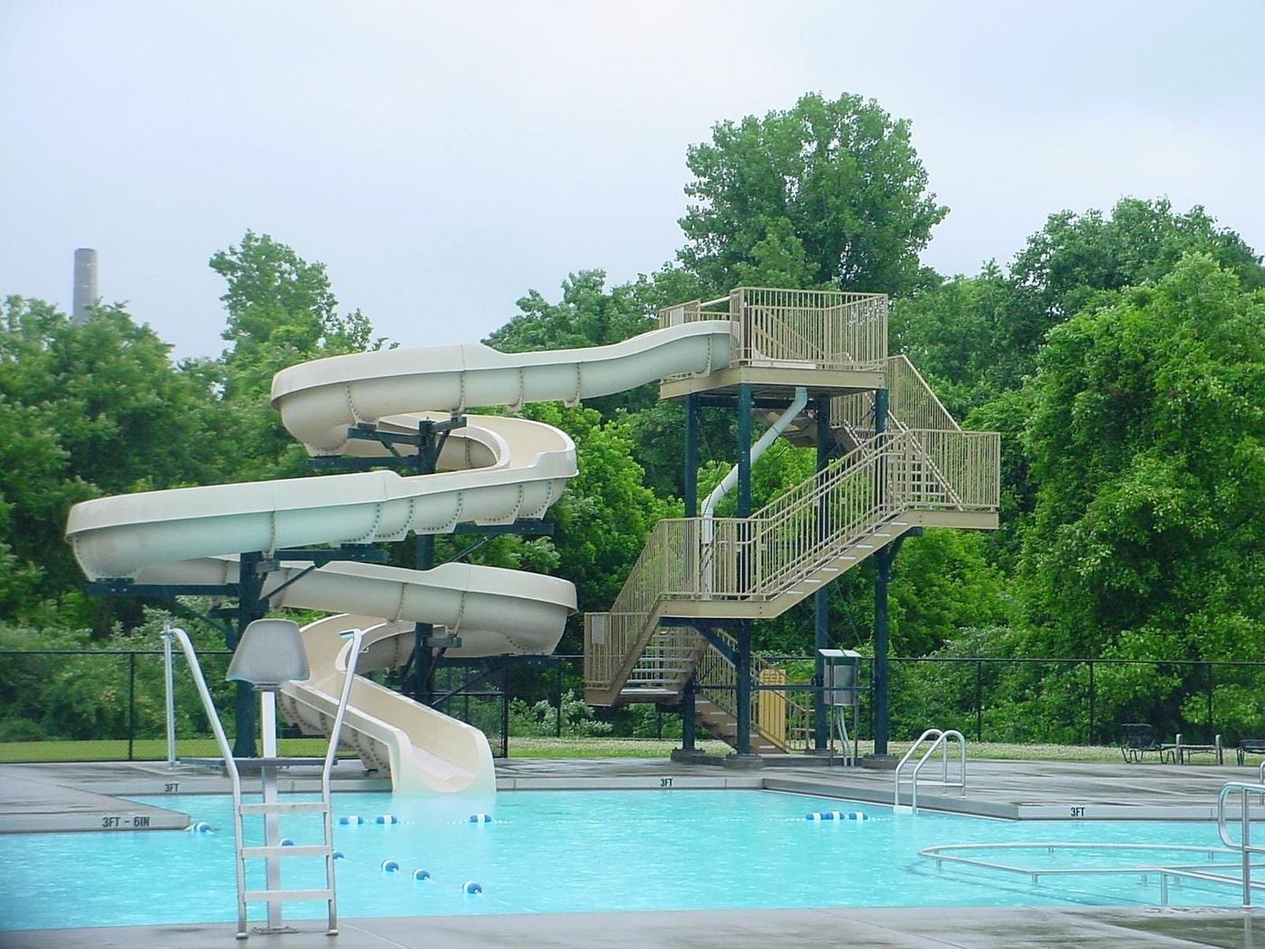 Kids Water Playground Rides Water Fun Swimming Pool Wide Spiral Slide