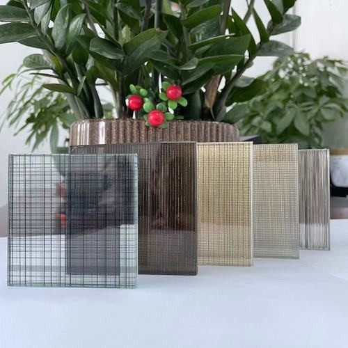 10mm Speciality Glass Laminated Wired Glass Smooth Surface