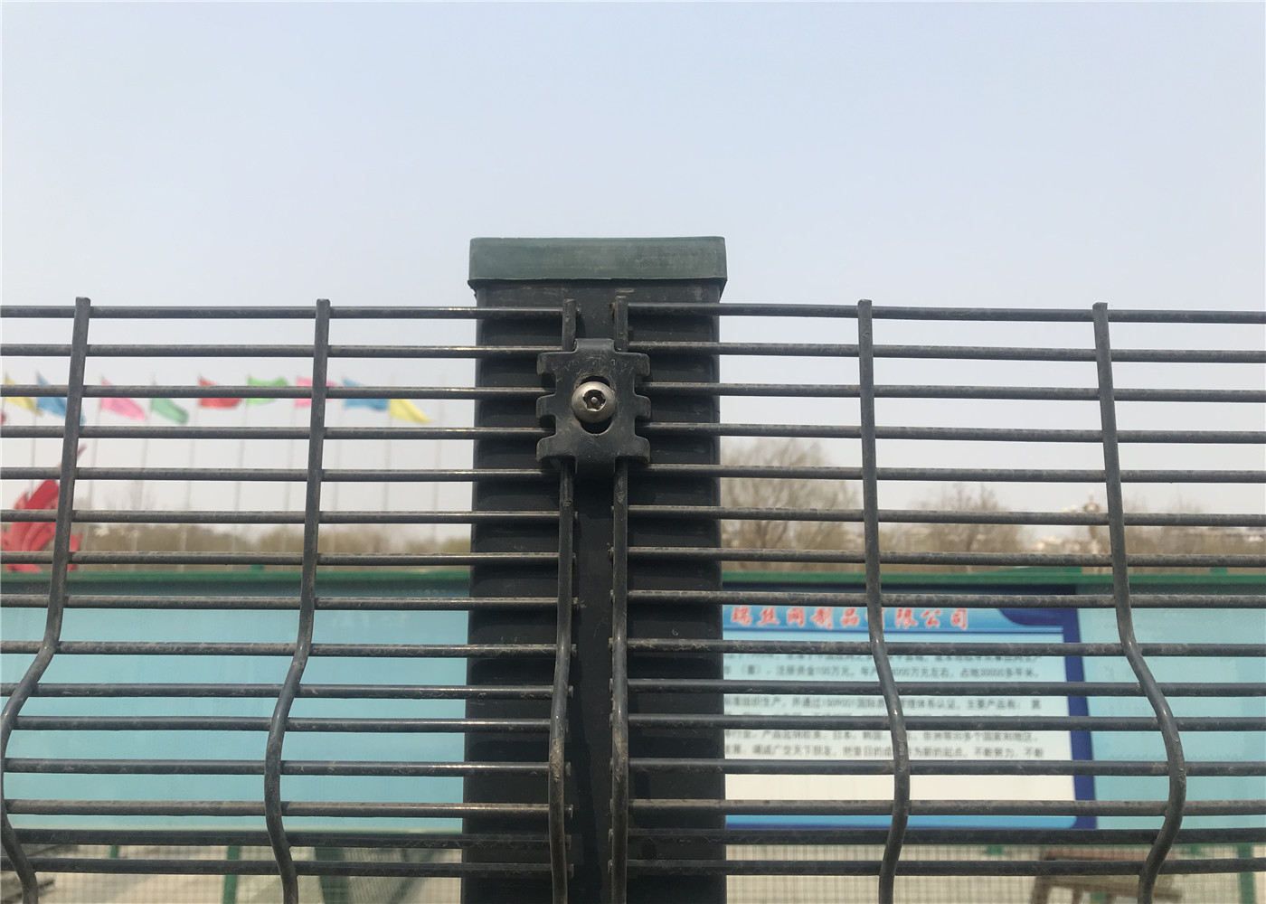358 wire fence panels 2.2m height x 2.5m mesh aperture 76.2mm x 12.70mm 2d fence panels 3.00mm diameter