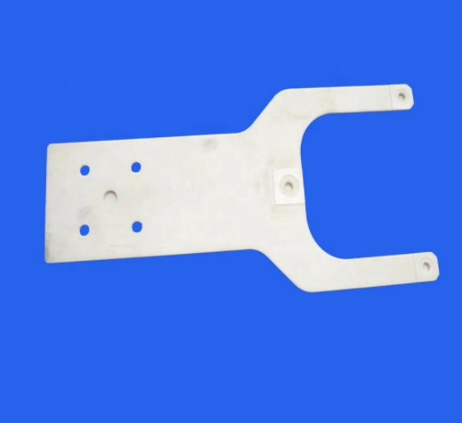 High Tensile Strength Semiconductor Ceramics 99.5% Alumina Ceramic Arm With Y Shape