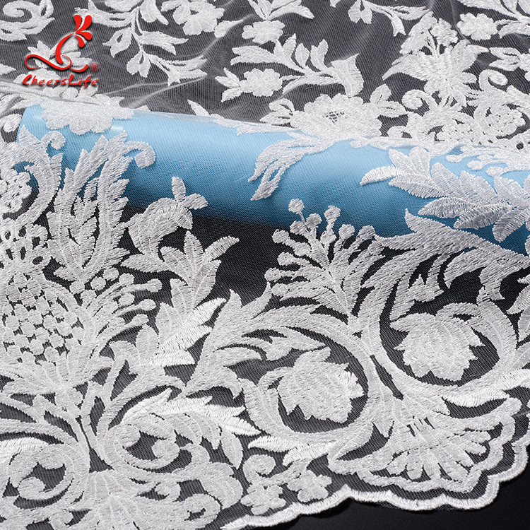 131CM White Embroidered Bridal Lace Fabric For Attire Azo Free High Color Fastness