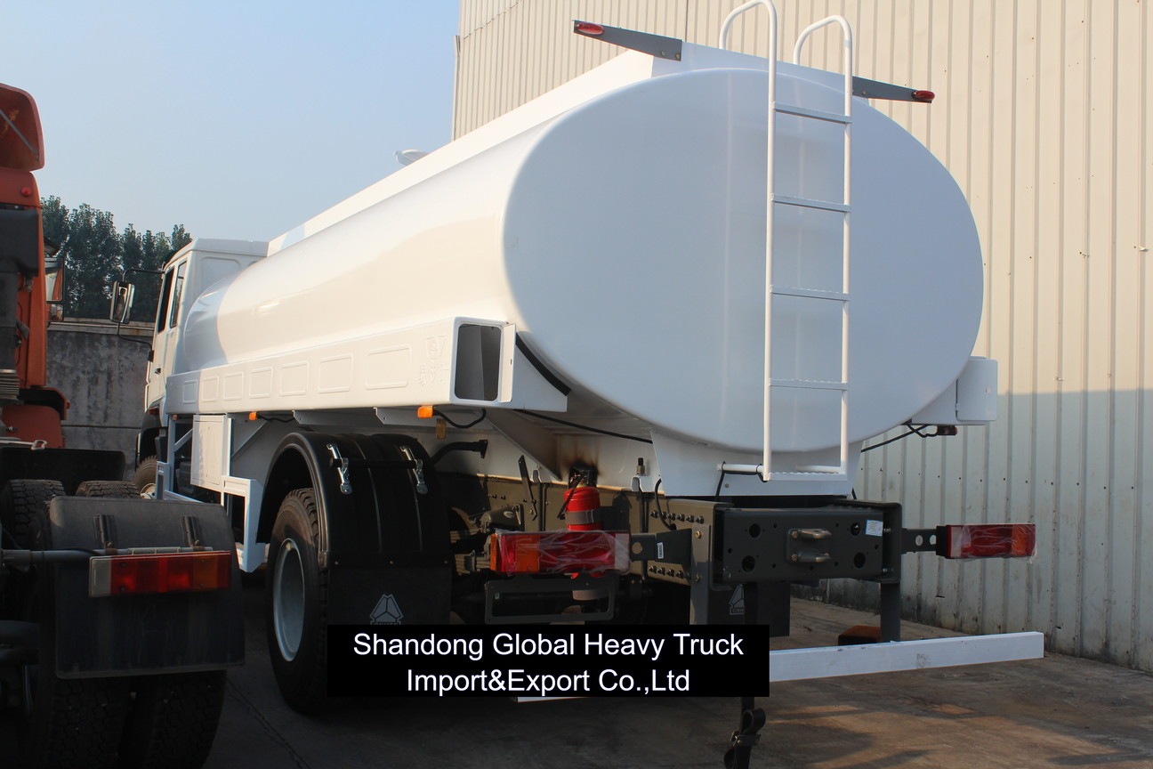 HOWO 4X2 10000 Liters 15000 Liters 20000 Liters Tanker Sprinkler Water Truck