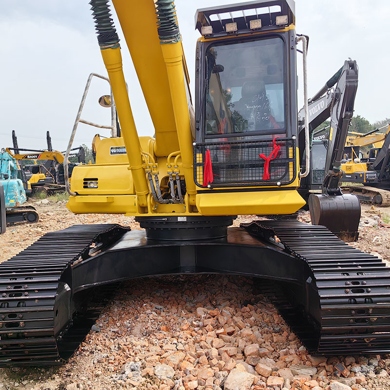 22T Japan Second Hand Excavator Provided Original Komatsu PC220-8 Used Crawler