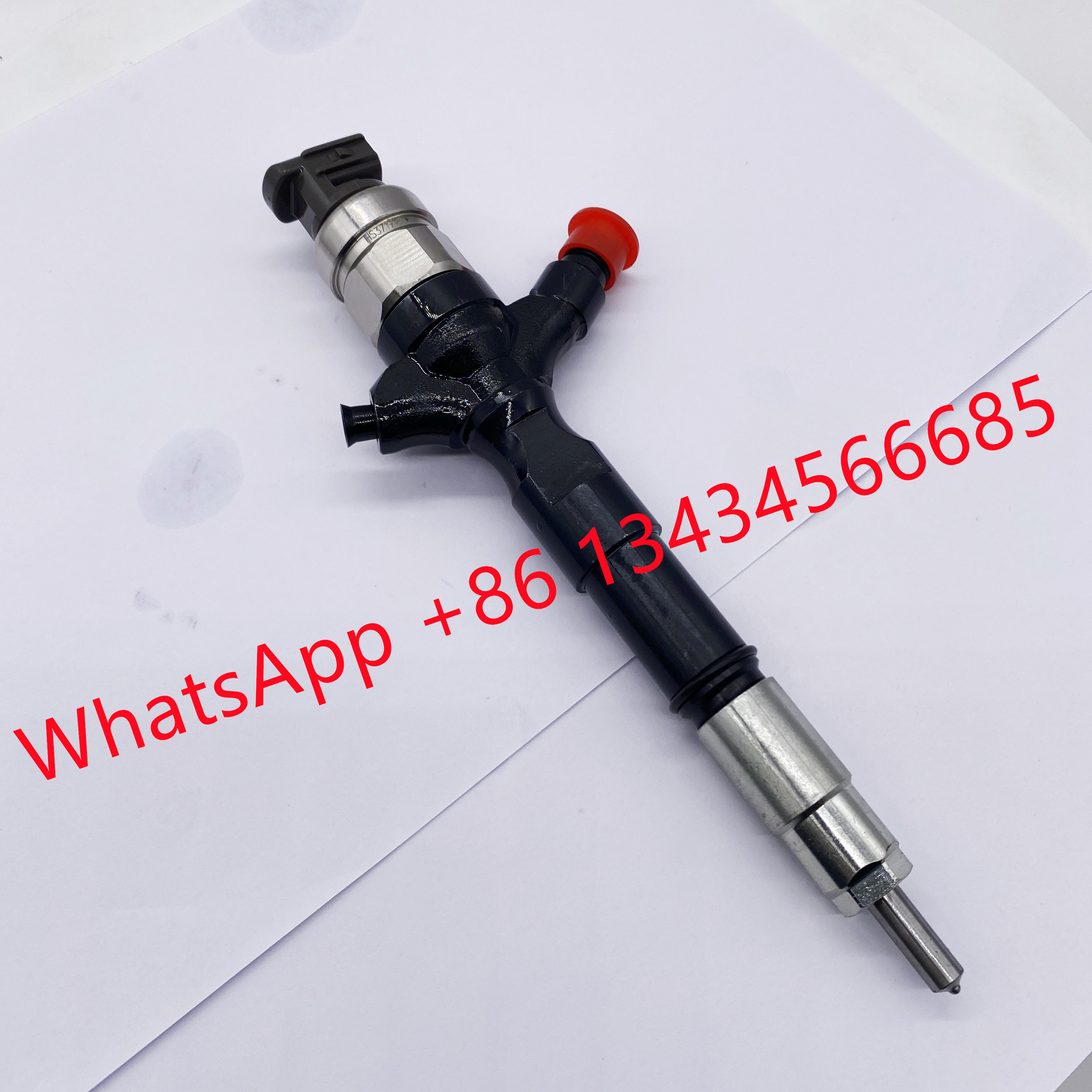 DENSO Common Rail Fuel Injector 095000-5880 for TOYOT 23670-39095