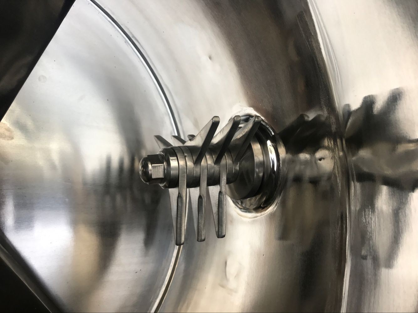 Horizontal Barrel Powder Loading Tablet Wet Granulation Machine