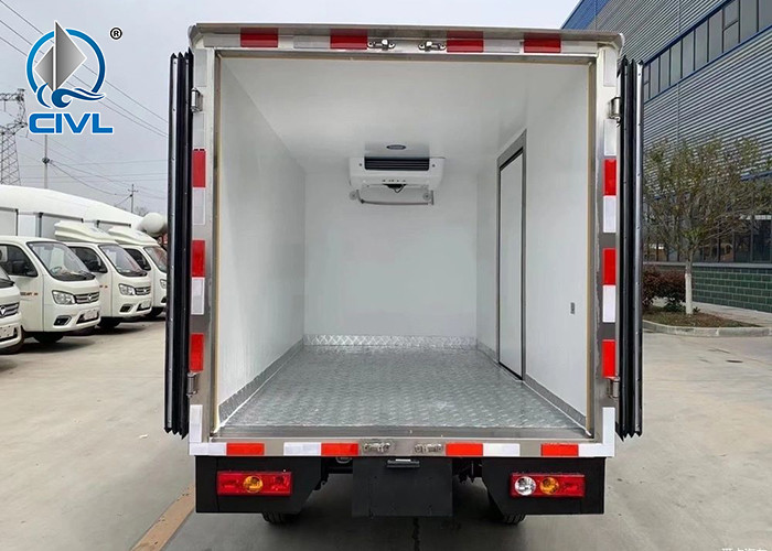 0.5-1.5 Tons Refrigerated Truck 2.8m Cooler Vehicle Refrigerated Light Trucks 115hp Engine Reefer Container