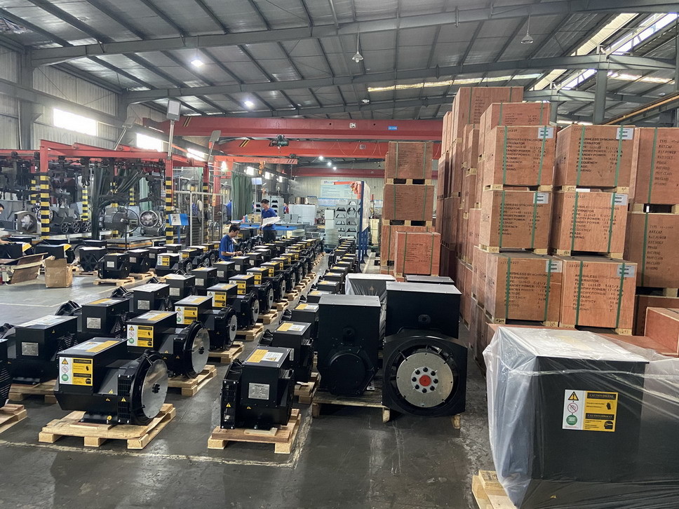 AC 220V 400V 7.5kw 15 kw 15 Kva 20kw 50kw 40kva 200A Permanent Magnet Alternator