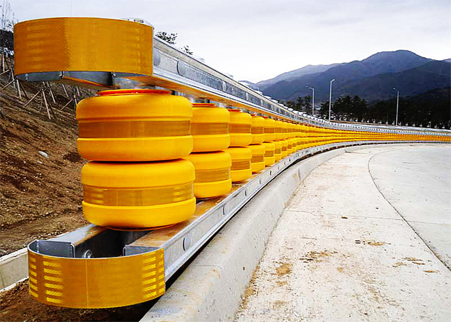 EVA Filled Material Safety Roller Guardrail SB Certificated