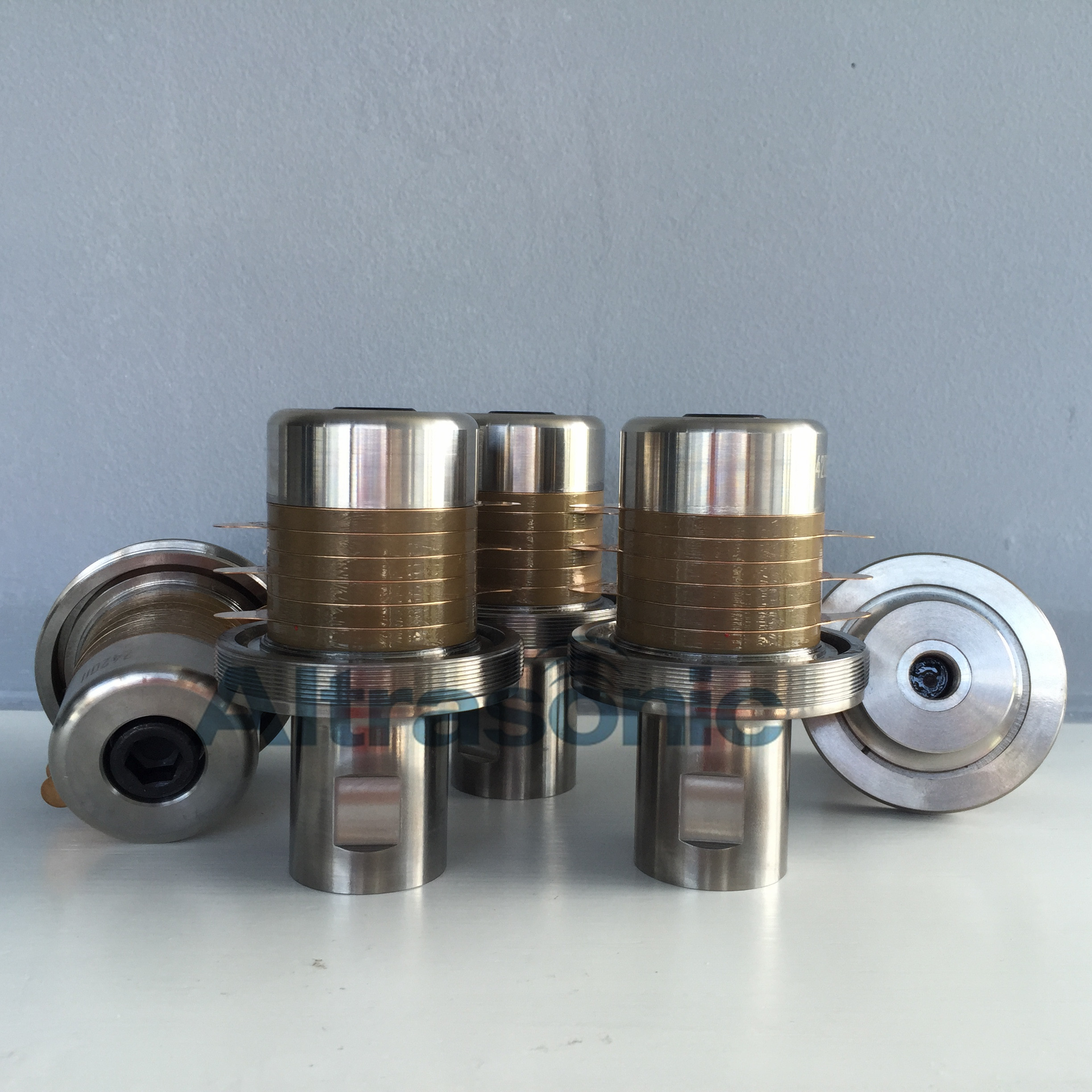 High Power 3000 Watt Ultrasonic Welding / Sonochemistry Application Converter
