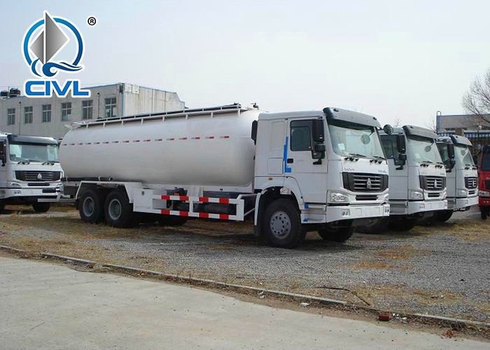 8x4 30CBM Dry Bulk Cement Powder Tank Liquid Tanker Truck Manual Transmission