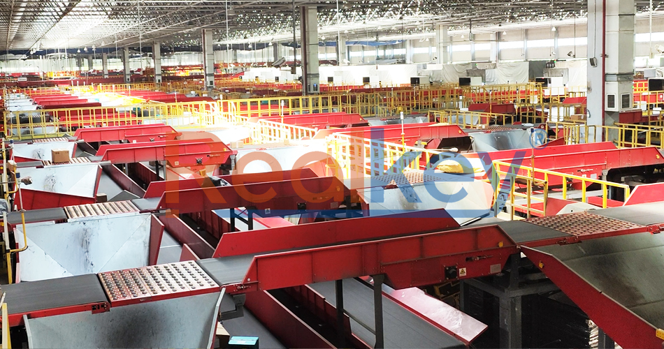 Efficient Sorting Swivel Wheel Sorter Conveyor Carton Sorter For E-Commerce Warehous