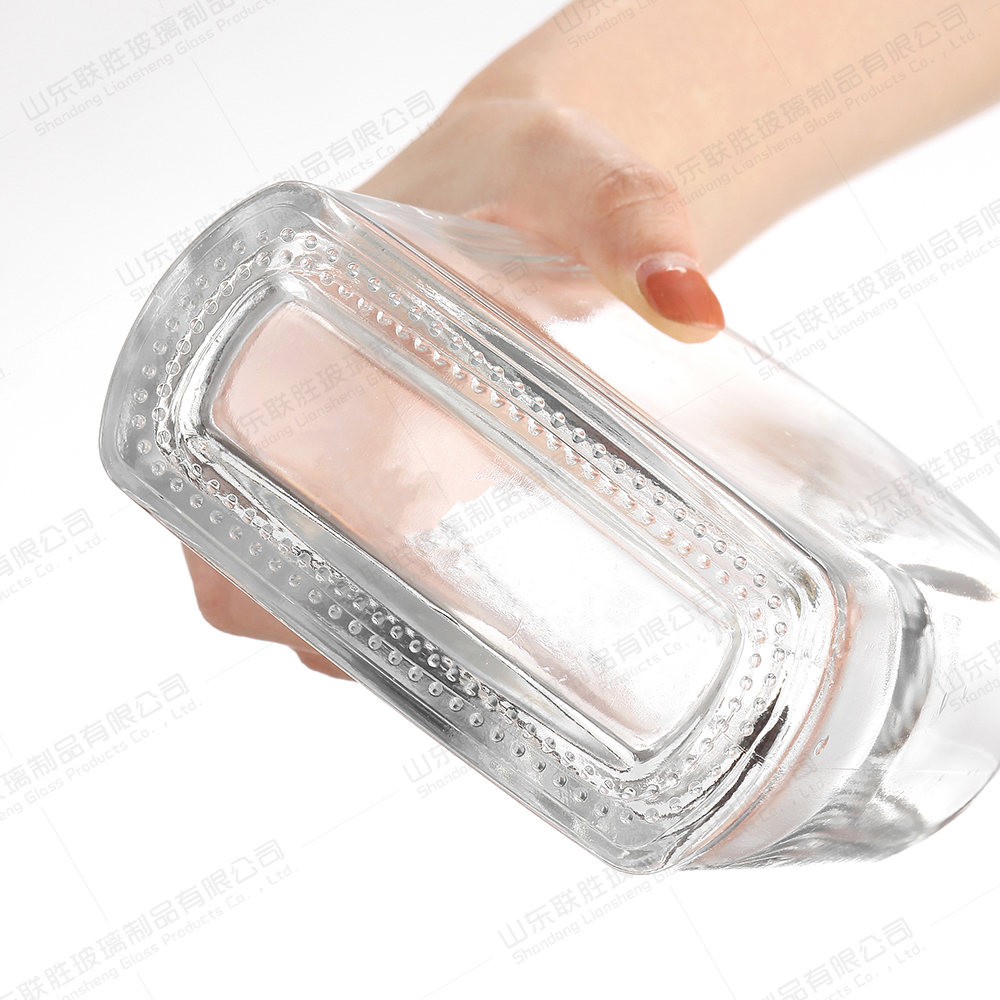 500 Ml 16 Oz Clear Spirit Glass Bottles With Cork Lids And Seal Shrink Capsules Caps