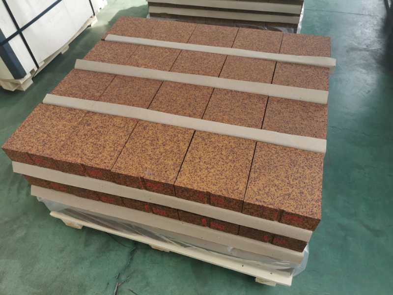 Top- Cement Rotary Kiln AZM Brick Silica Mullite with Cold Crushing Strength of ≥90 MPa