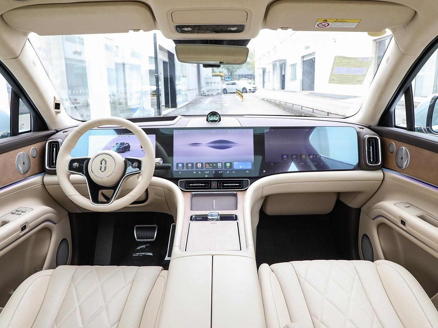 Wenjie AITO M9 Suv AITO Electric Car New Energy Vehicles 1.5T 152hp L4 Increment 200Km/H