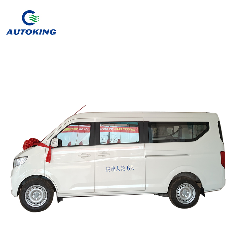 Multifunctional Six Passenger Van Changan V5 6 Person Van Petrol Fuel