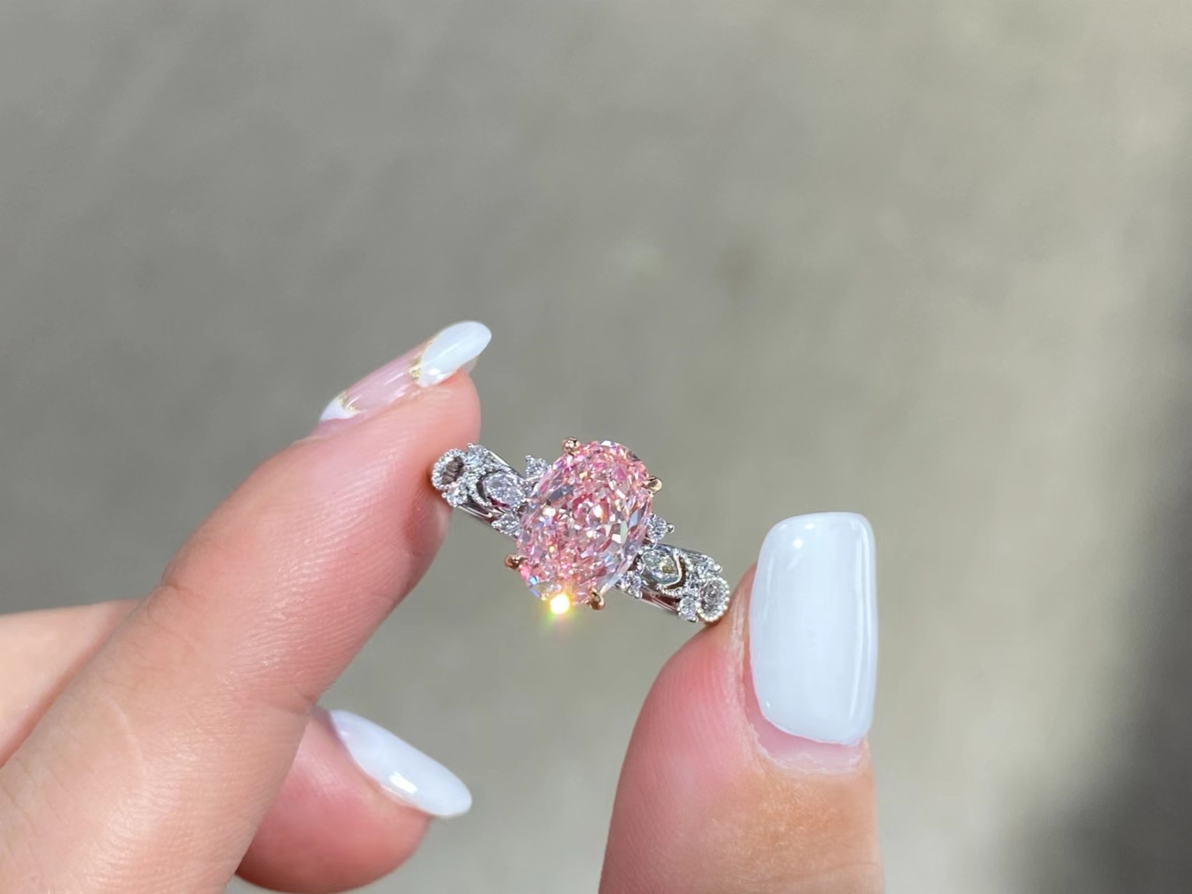 2.2ct IGI Certified Laboratory Grown Pink Oval Synthetic Diamond Classic Style 18 Karat White Gold Ring
