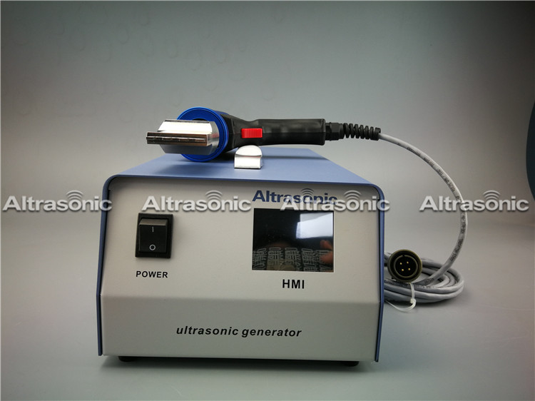 Ultrasonic Puncture 30Khz Welder for Automobile Rear Wing Board