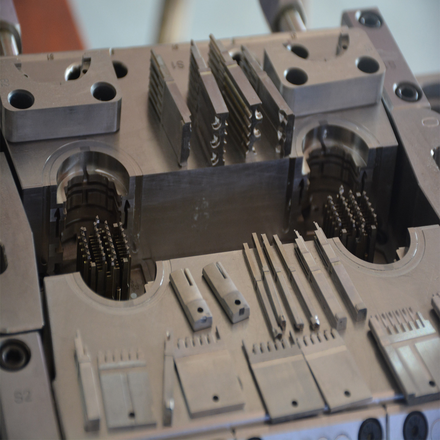 H13 Steel EDM High Precision Mold Custom Injection Mold