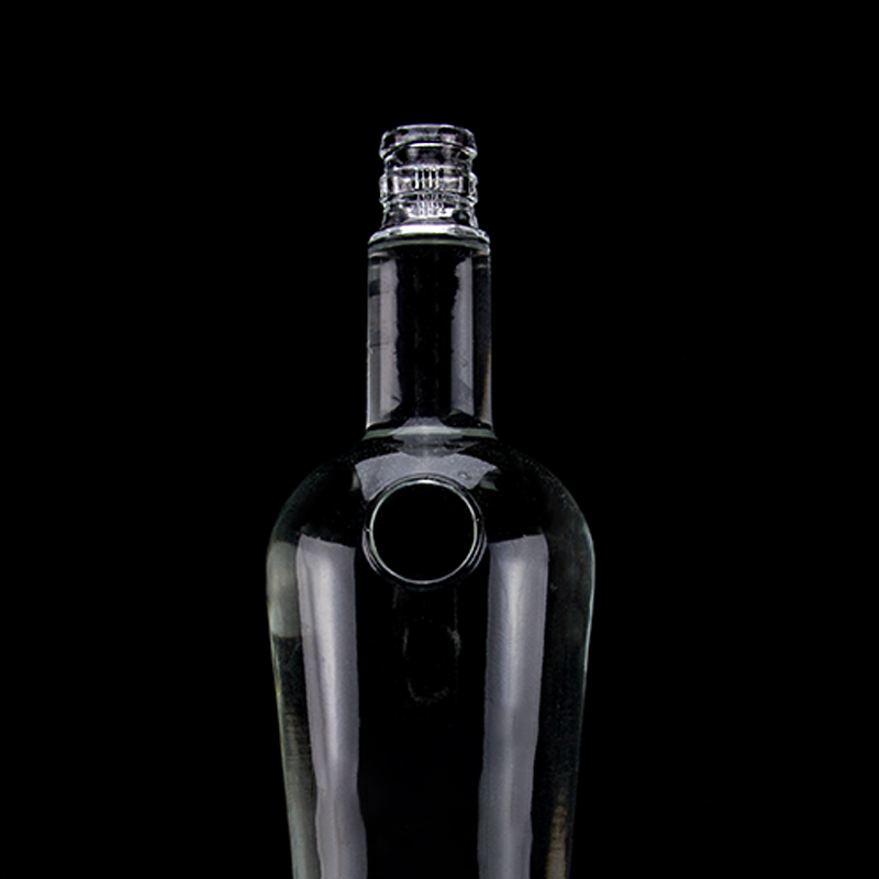 500ml700ml750ml Clear Whiskey Bottle with Super Flint Glass Custom Carved Unique Design