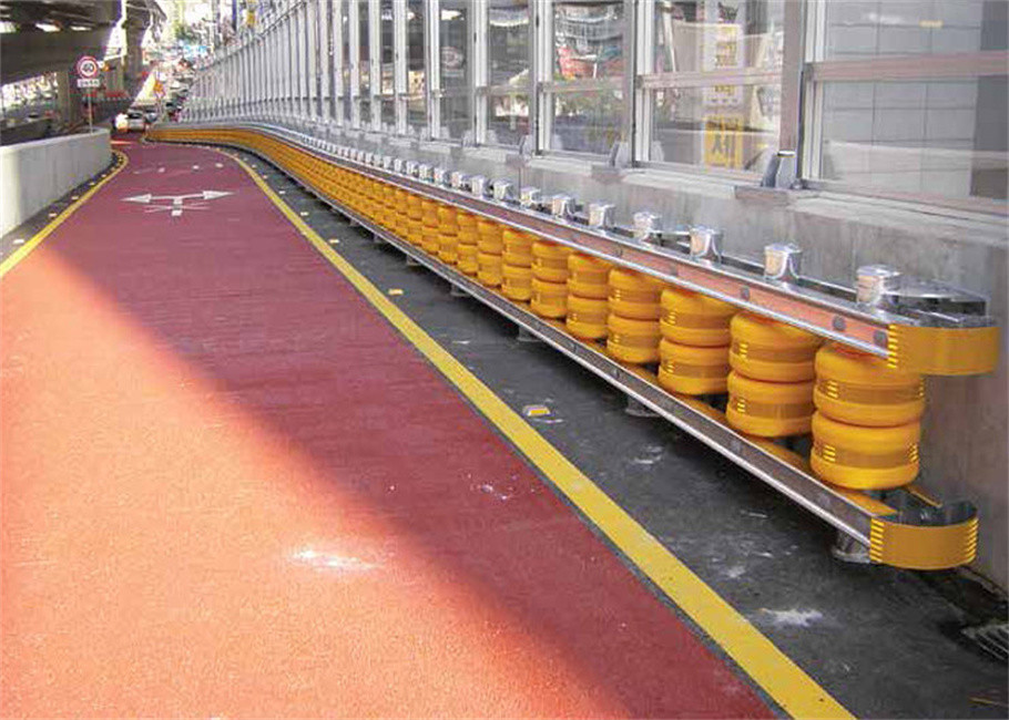 EVA Plastic Traffic Curve Bend Road Safety Roller Barrier Highway Rotating Drum Barrel