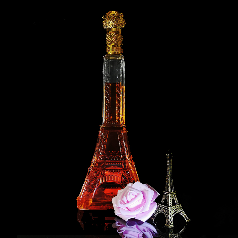 Customize 500ml 700ml Eiffel Tower Shape Liquor Wine Glass Bottle with Custom Sealing