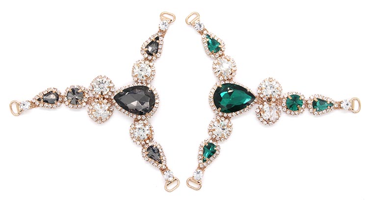T Style Rhinestone Ornaments 110mm*95mm For Woman Sandals Decoration