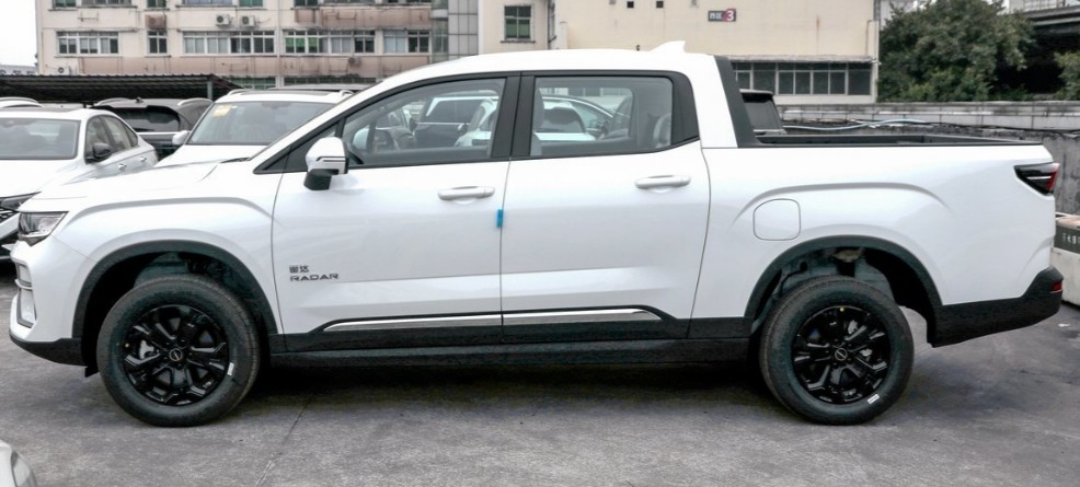 Geely Radar RD6 Electric Pickup Trunk RWD Mini Pick Up 4x4 Electric Vehicle