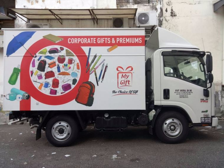 Vinyl Full Graphics Printing Van / ODM Car Truck Wrap