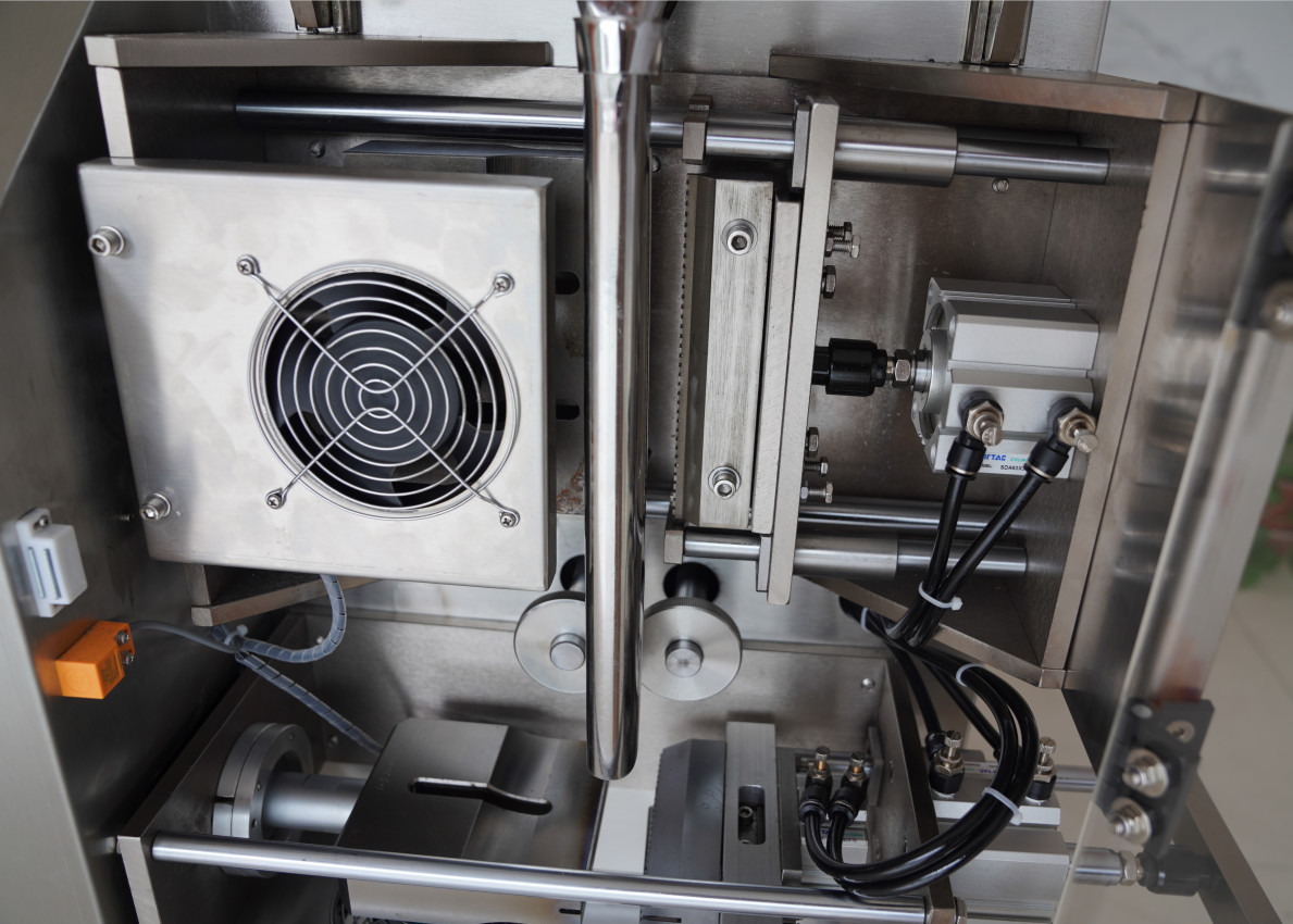 VFFS Ultrasonic Sealing Packaging Machine For Zihi Pot Fever Package Powder Sachet Bag