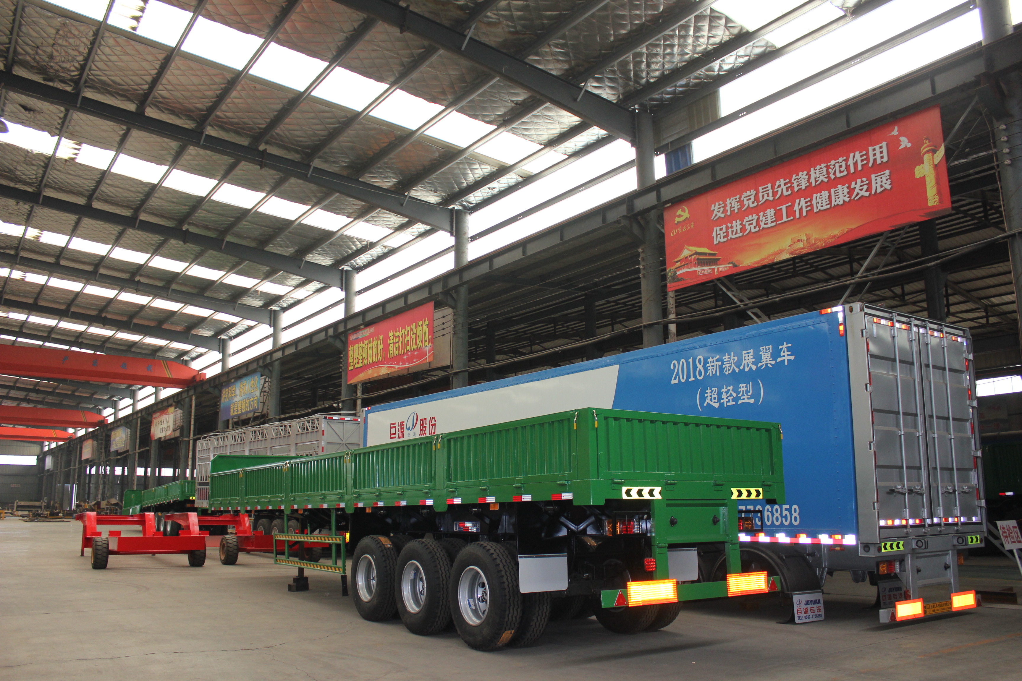 50 Ton Capacity Low Boy Truck Semi Trailer with Hydraulic Ramp and Main Beam Q345B