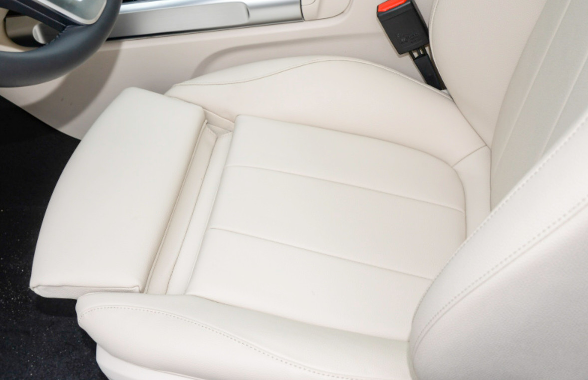 BENZ EQB 260 2022 5 Door 5 Seats Compact SUV