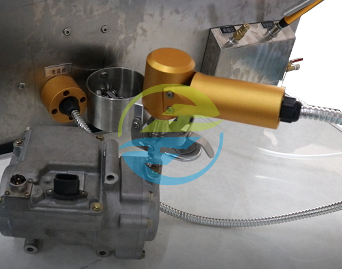 Compressor Refrigeration Oil Filling Machine With ±1% Filling Accuracy For Vacuum Testing Equipment