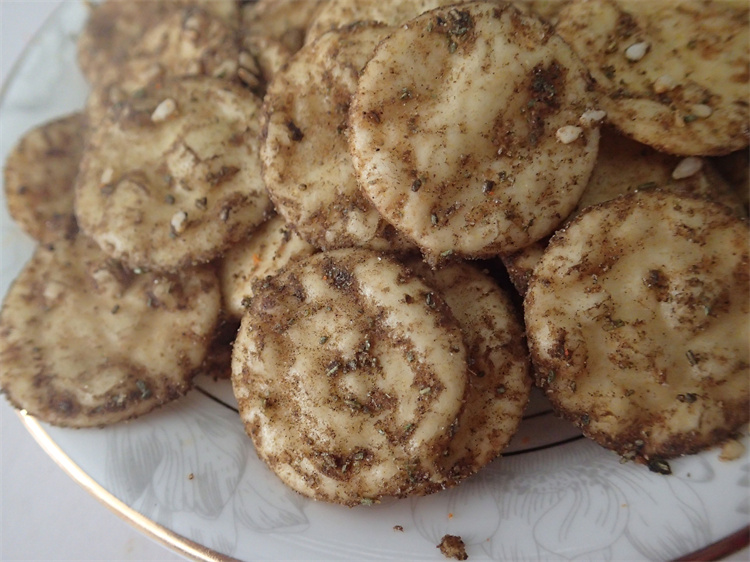 OU KOSHER Senbei Rice Crackers Coarse Delicious Sesame Seed Biscuits