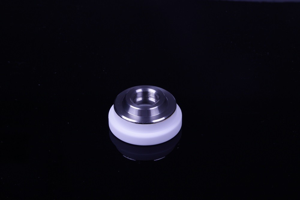 Laser Cutting D31 Laser Ceramic Nozzle Holder For Precitec ProCutter 2.0 Precitec Nozzles