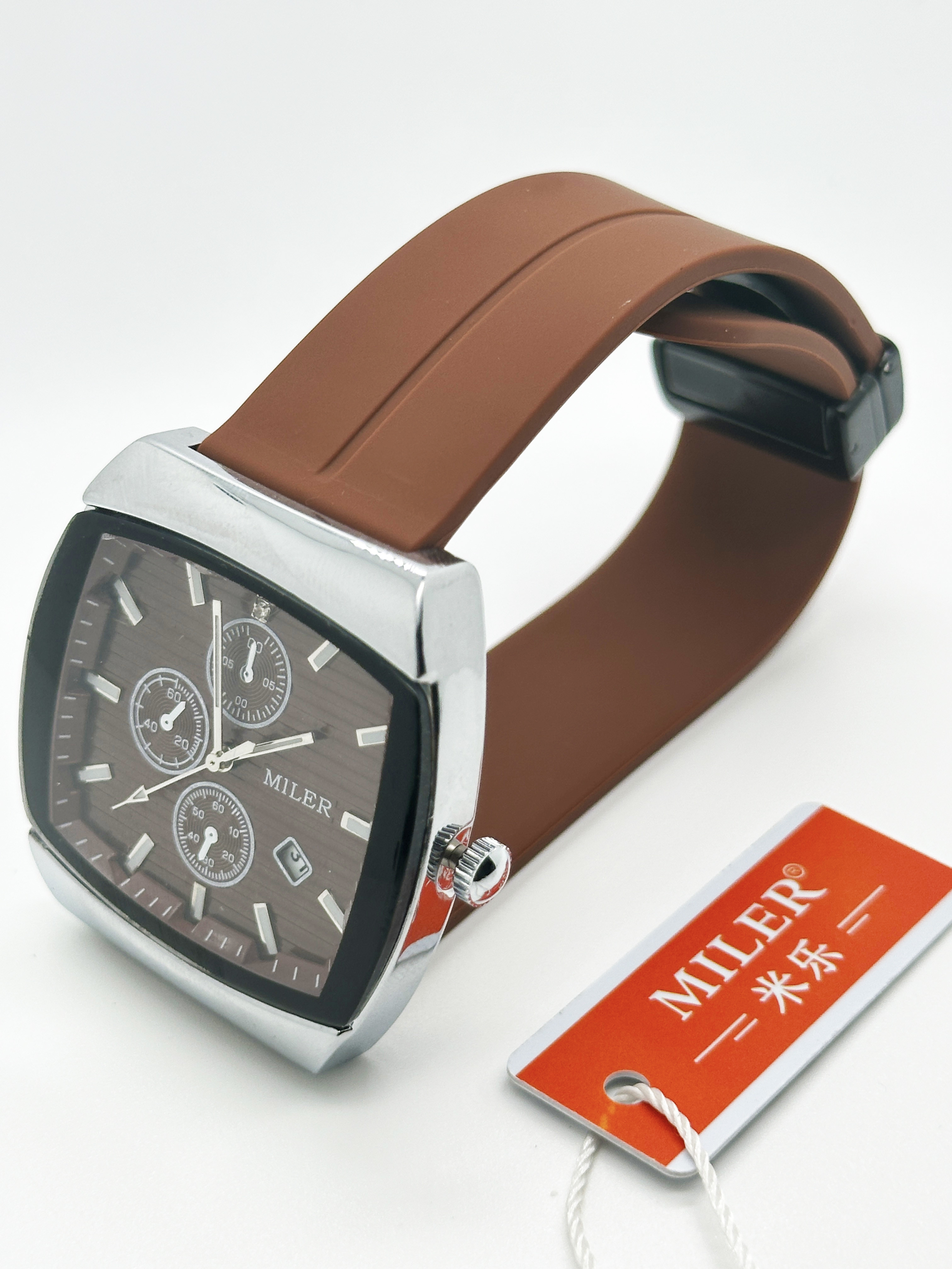 Customized Silicone Band Wrist Watches Minimalist Sport Quartz Watches